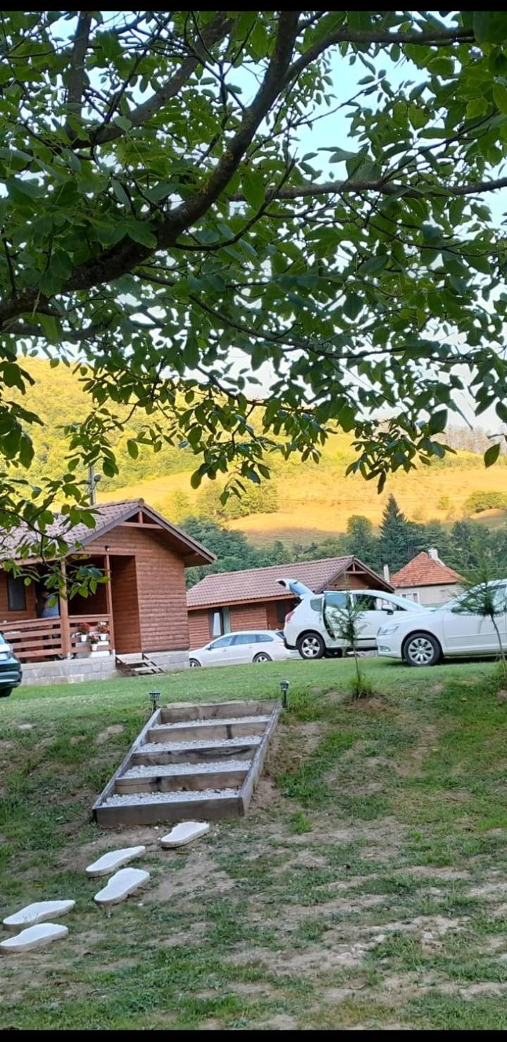 Casute Zavoi Bulz Villa Exterior photo