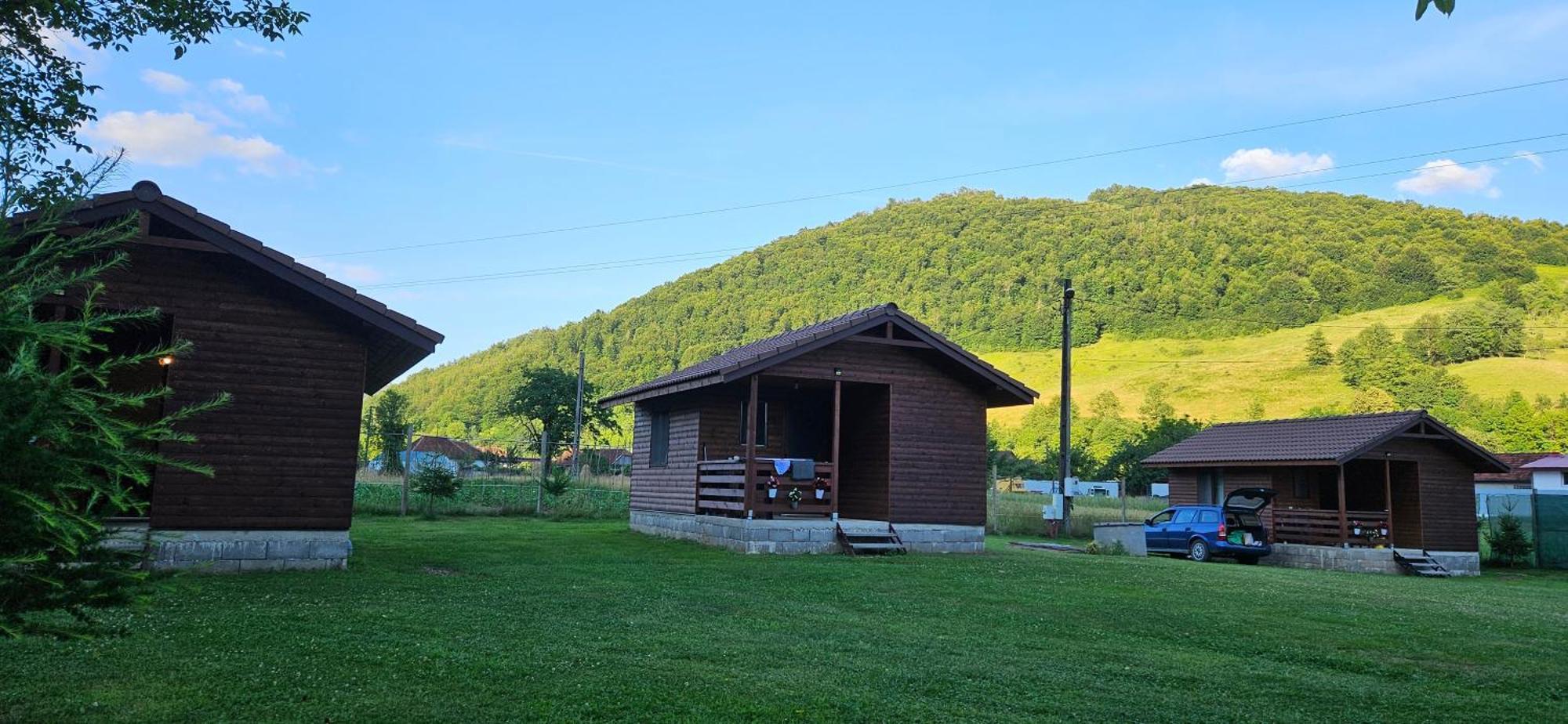 Casute Zavoi Bulz Villa Exterior photo